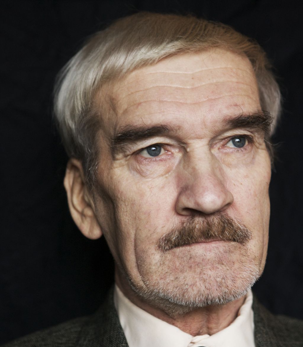 Человек который спас мир 2014. Человек который спас мир 2014. «человек, который спас мир» (2014), реж. «человек, который спас мир» (2014), реж. Человек который спас.