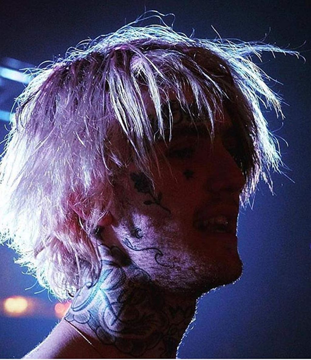 Lil peep lil tracy why everybody. Lil Peep. Lil Peep 2017. Lil Peep 2014. Peeps Lil Peep.