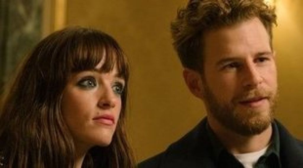 Комедии 2021. Без ума от нее. Без ума от нее. Без ума от неё 2021. Без ума от нее.