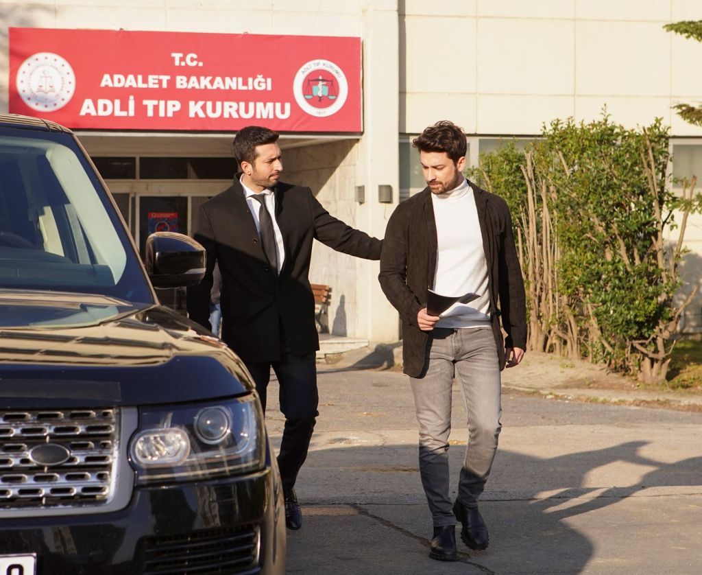 Не отпускай мою руку