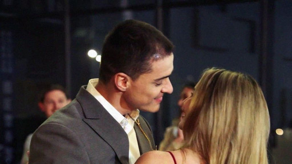 Влюбиться в тирана-начальника