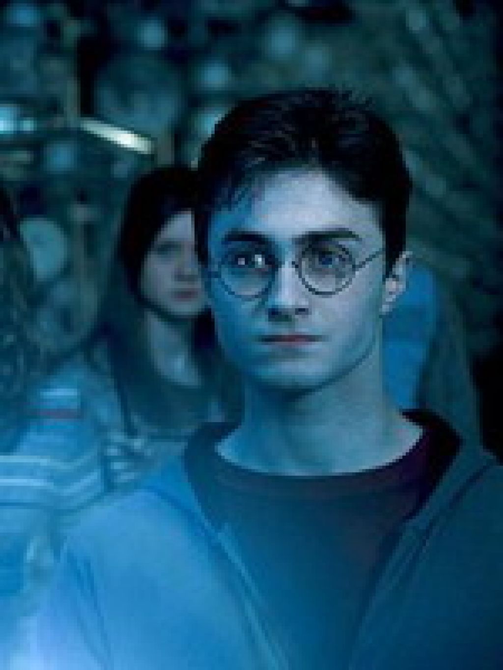 Через неделю -- 23 июля 2007 года -- Дэниэлу Рэдклиффу исполнится 18 лет. Страшно подумать, но когда актер подписал контракт на участие в киноэпопее со словами 