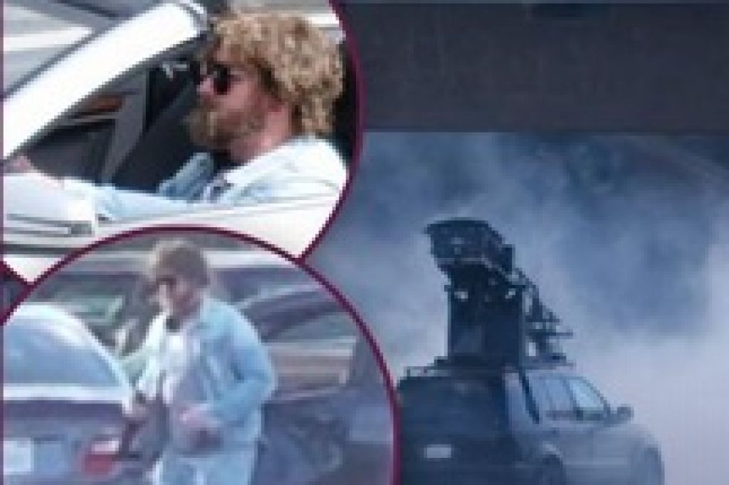 Округ Оранж: Зак Галифианакис разъезжает на Мерседесе, теряет жирафа и устраивает автоаварию
