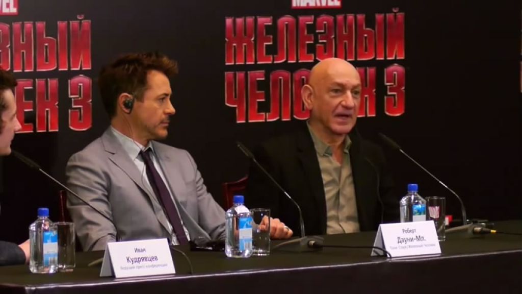  
 
В рамках промо-тура «Железного человека 3» в Москву прибыли Роберт Дауни-младший и Бен Кингсли. Смотрите видеоотчет с пресс-конференции актеров