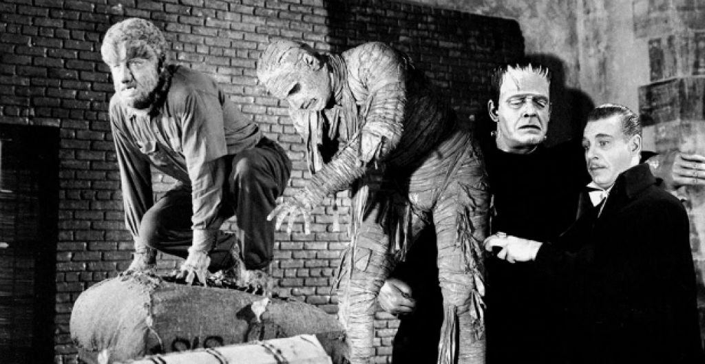 Студия Universal определилась со сценаристами для своей вселенной монстров