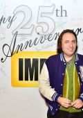 Нил Гамбургер