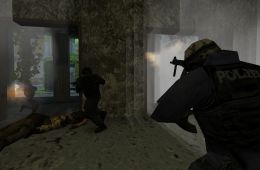 Скриншот из игры «Counter-Strike»