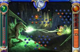 Скриншот из игры «Peggle Extreme»