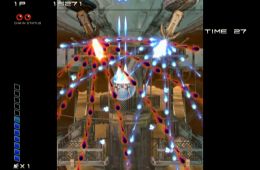 Скриншот из игры «Ikaruga»