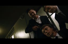 Скриншот из игры «Late Shift»