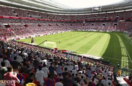 Скриншот из игры «Pro Evolution Soccer 2015»