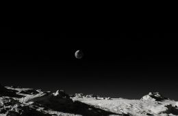 Скриншот из игры «Routine»