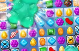 Скриншот из игры «Candy Crush Soda Saga»