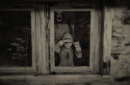 Скриншот из игры «Mundaun»