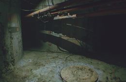 Скриншот из игры «Routine»