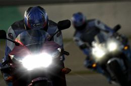 Скриншот из игры «Tourist Trophy»