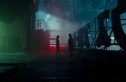 Бегущий по лезвию 2049