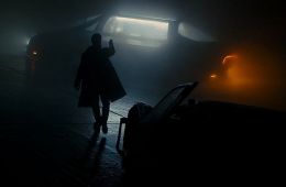 Бегущий по лезвию 2049