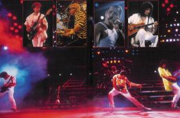 Queen: Live at Wembley Stadium