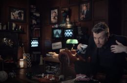 Ежедневные изевки Чарли Брукера