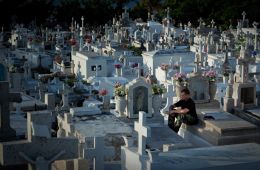 Мертвый сезон