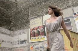 Публичная женщина