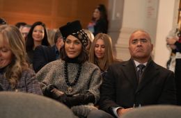 И просто так