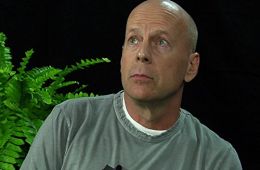 Между двумя папоротниками с Заком Галифианакисом