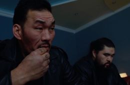 Должник