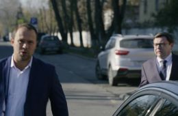 Тёмная лошадка