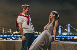 Москва слезам не верит. Все только начинается