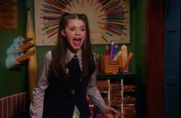 Удивительная Ви: Подросток-вампир