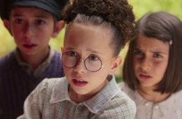 Манюня: Детство Ба