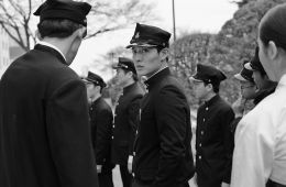 Донджу: Портрет поэта