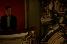 Отражение в мёртвом алмазе