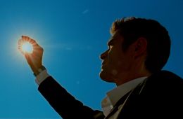 Отражение в мёртвом алмазе