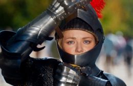 К себе нежно