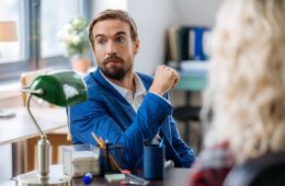 Люба Управдом