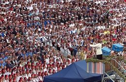 Поющая революция