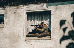 По законам военного времени