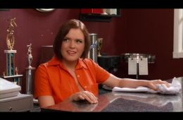 Отличный боулинг в бикини