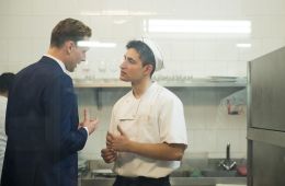 Ночной администратор