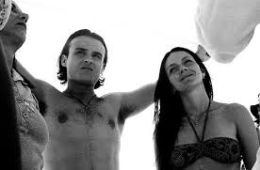 Меня зовут Динди