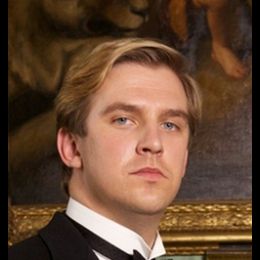 Мэттью Кроули 326