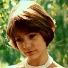 Алиса Селезнева 300