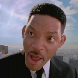 Агент Джей 374