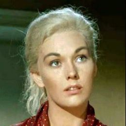 Мадлен Элстер 398