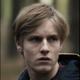 Йонас Канвальд 425