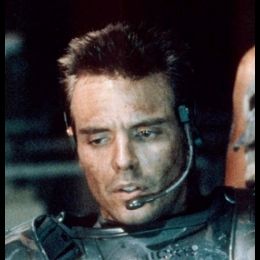 Дуэйн Хикс 18