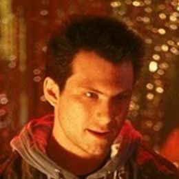 Кларенс Уорли 168